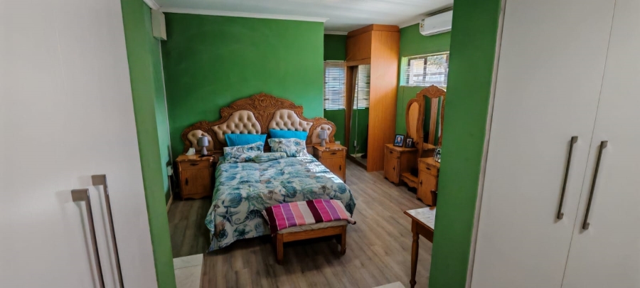 3 Bedroom Property for Sale in Penhill Western Cape